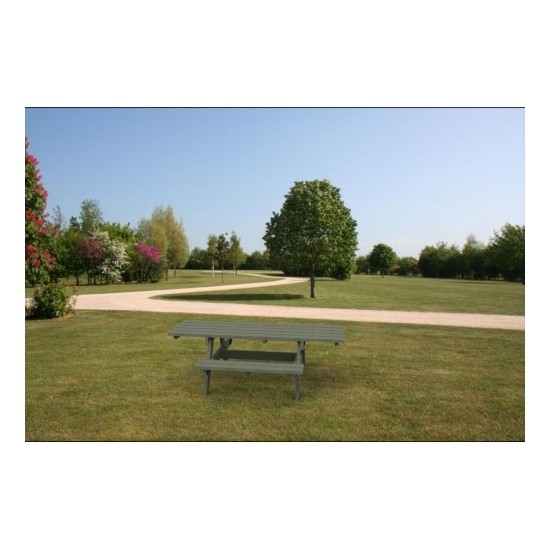  table plastique recyclé