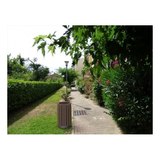  poubelle de ville plastique recyclé GOVAPLAST