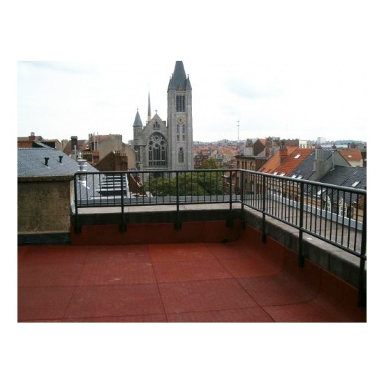  dalles plastique recyclé matériaux écologique GOVAPLAST PLASTIVERT