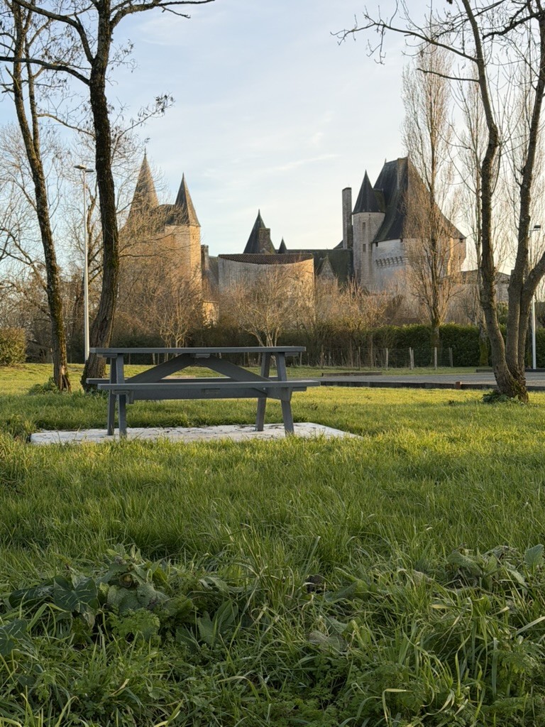 Mobilier urbain à Cherveux